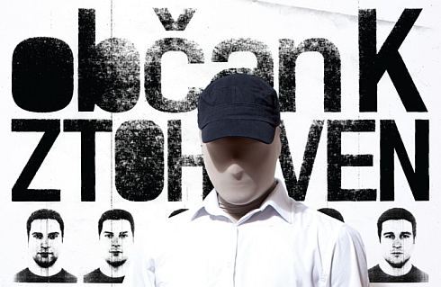 Občan K. toho řekne málo o identitě, hodně o zoufalé touze po pořádku
