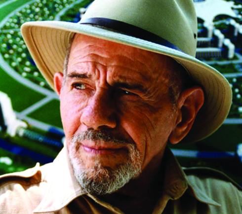 Jacque Fresco: Svět směřuje k fašismu