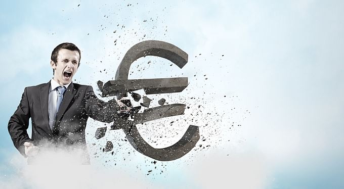 Evropská centrální banka likviduje euro. Jak chránit své peníze