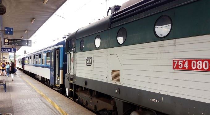 České dráhy před svátky posílí spoje. Místo si rezervujte, radí dopravce
