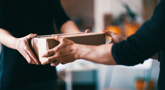 Česká pošta zpřísní dobírku. Limit má zabránit zneužívání