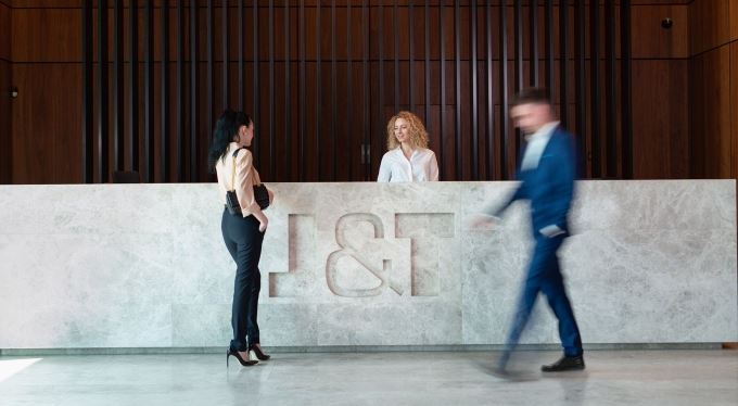 J&T Banka zvýšila zisk o půl miliardy a hlásí rekord