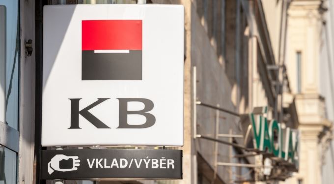 Dividenda Komerční banky bude 60 Kč na akcii, potvrdila valná hromada