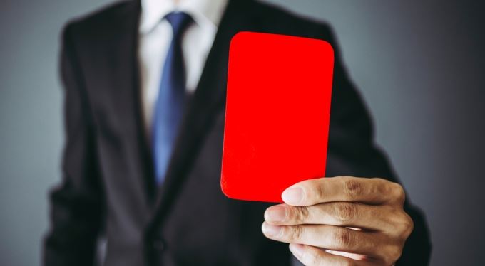 ČNB poprvé odebrala licenci na platební služby. Nechtěli to dělat, říká