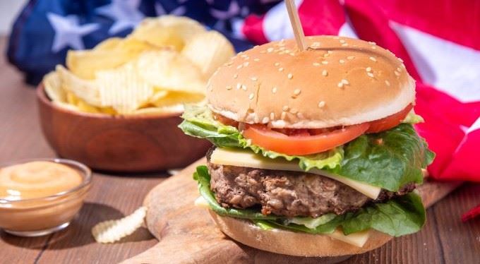Další fastfoody v Česku. Obři posilují, přibude jim konkurence