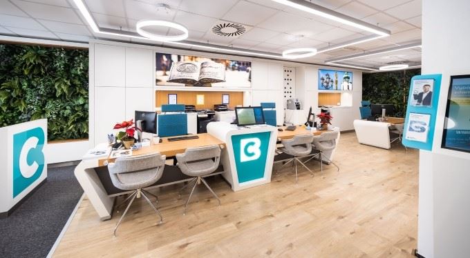 Creditas zvýší poplatky, základní služby zůstanou zdarma