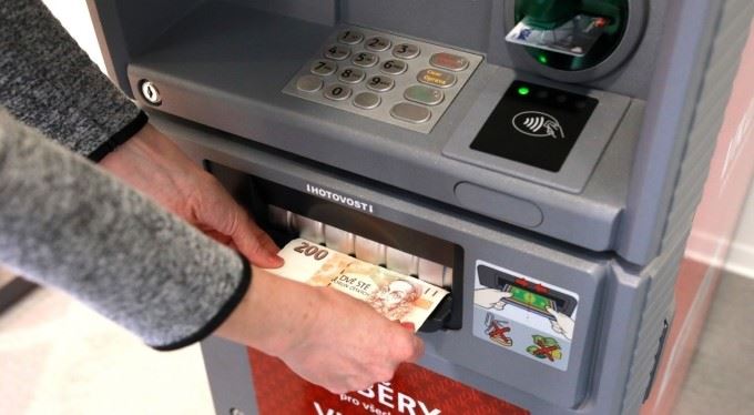 Klienti mBank přijdou o zbývající vkladomaty. Chystá se náhrada