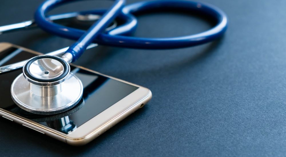 VZP uzná občanku v mobilu. Má taky digitální průkaz pojištěnce