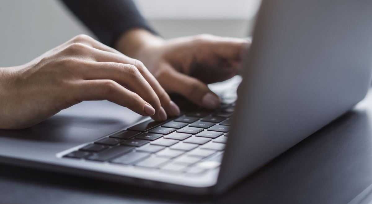 Jednodušší žádosti i hlášení. Antimonopolní úřad spustil online novinku