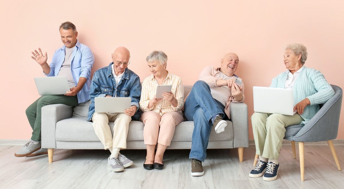 Stovky kurzů naučí, jak zvládnout online svět. Největší vzdělávací akce startuje