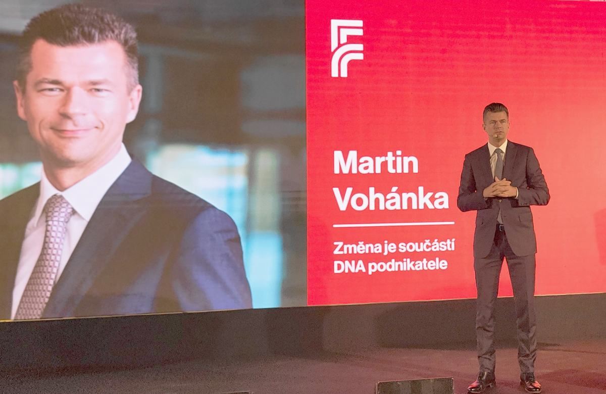 Stát přece neexistuje, to my vše platíme, říká miliardář Vohánka. Apeluje na etiku a slušnost