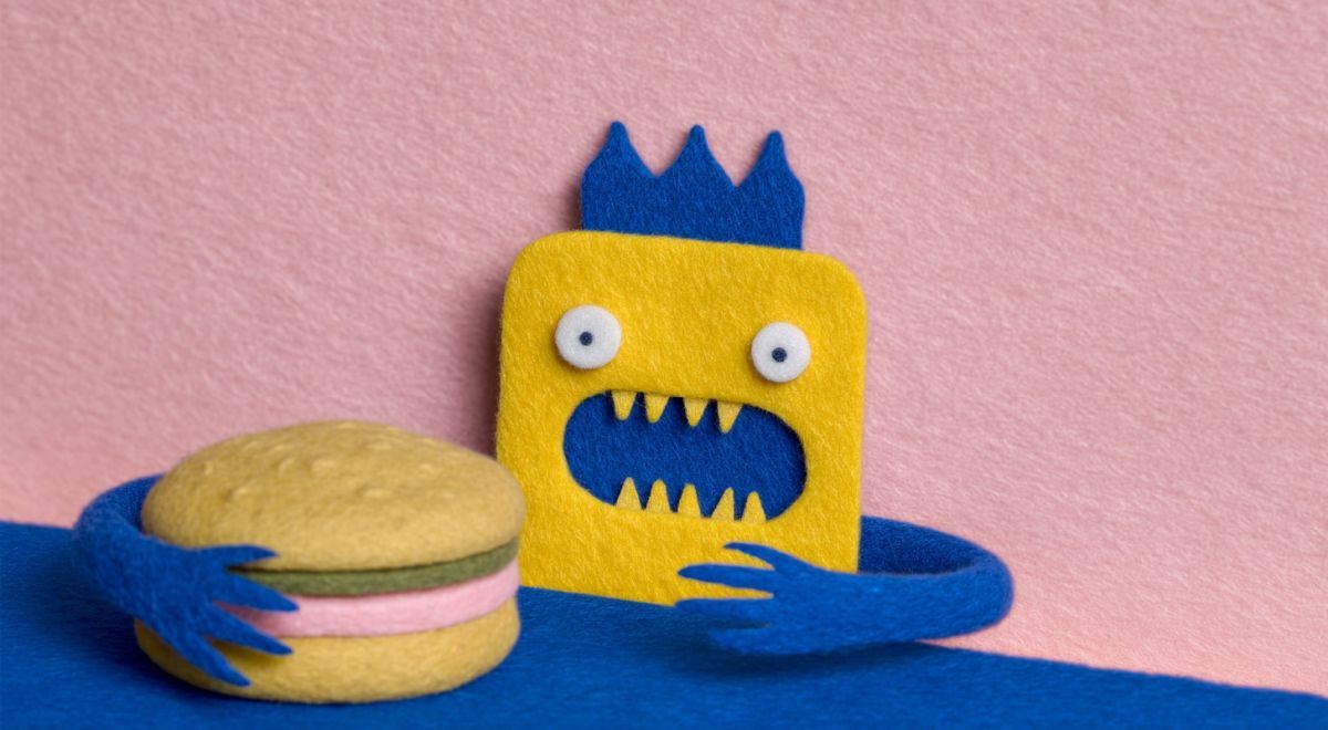 Mekáče, káefcéčka a další fastfoody. Zkuste náš přepálený kvíz