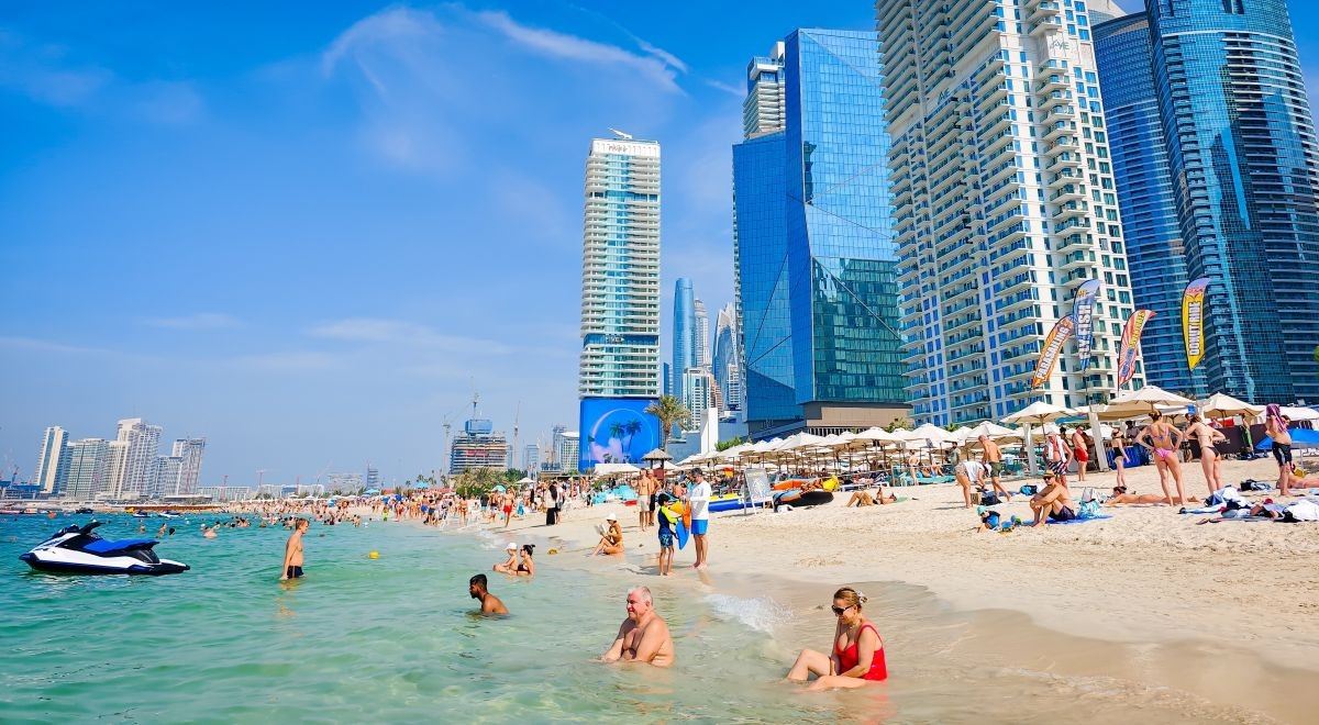 Ruzyně ruší lety na Blízký východ. Cestovky nabízí storno i alternativy