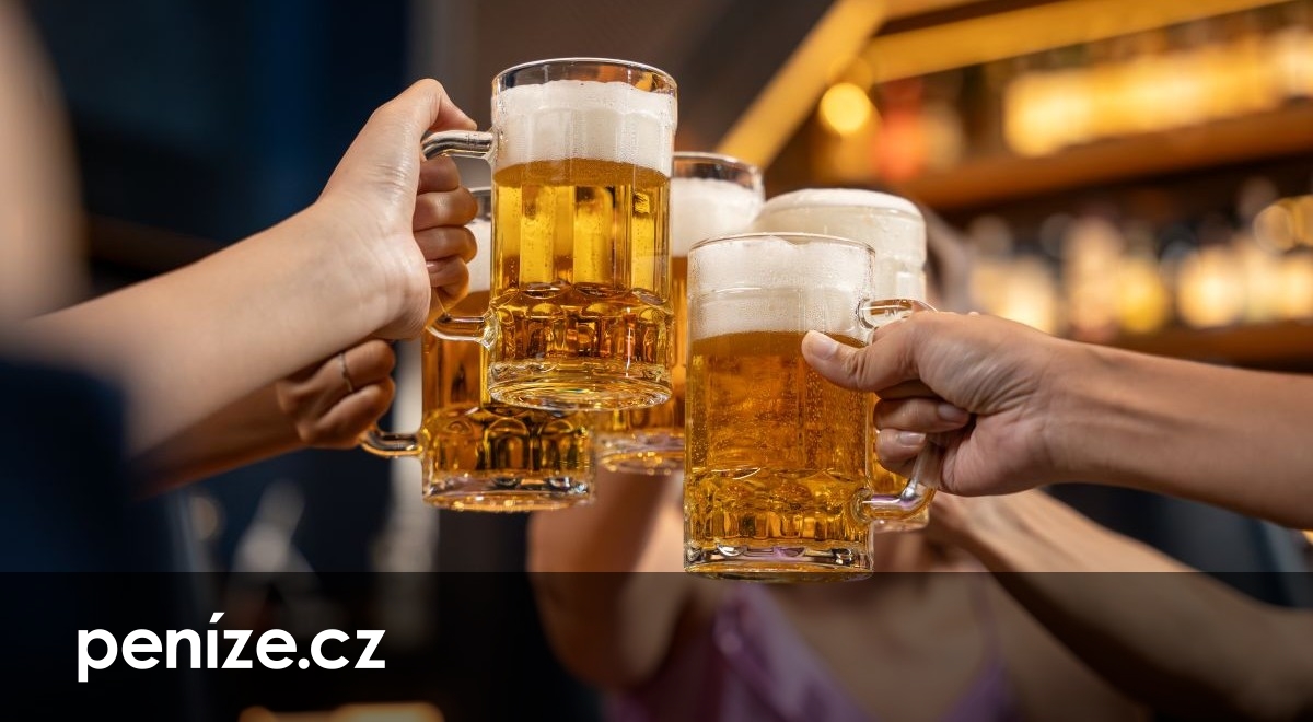 Na skleničku od Itálie až po Island. Jak se liší ceny alkoholu napříč Evropou