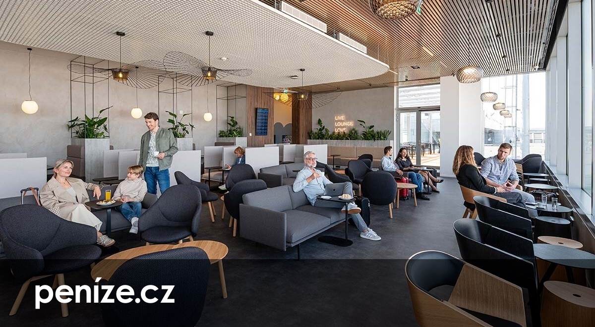 Neomezené vstupy do salonků na letištích skončí. Mastercard mění benefit