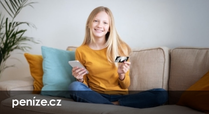 Kvůli založení dětského účtu v Raiffeisenbank už klienti nemusí na pobočku