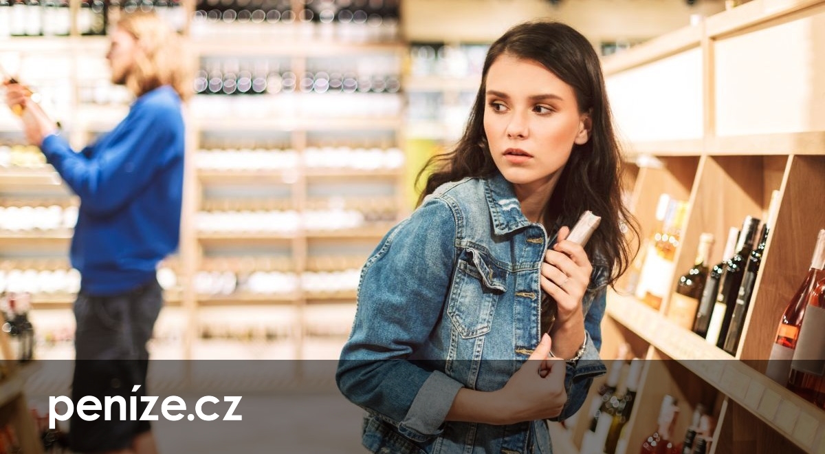 Nejčastěji kradené potraviny v Evropě. Průzkum odhalil, co zloděje zajímá a proč