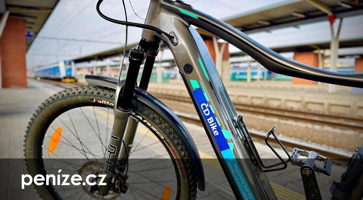 České dráhy půjčují kola. Zájem o ně roste, k dispozici jsou na nádražích