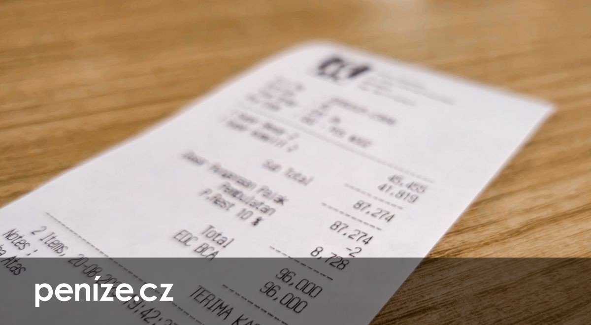 Na účtence chyběl háček nad písmenem. Slovenský stánek s langoši kvůli tomu dostal pokutu 1500 eur