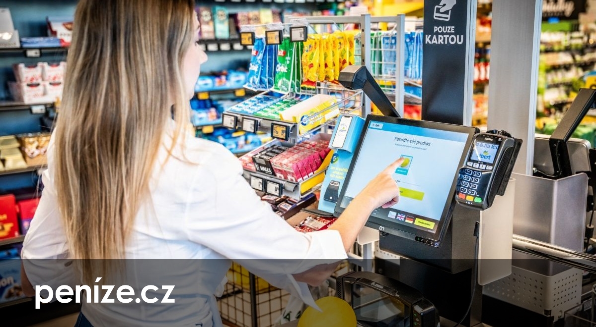Albert pouští AI na všechny samoobslužné pokladny. Pozná pečivo, ovoce i zeleninu