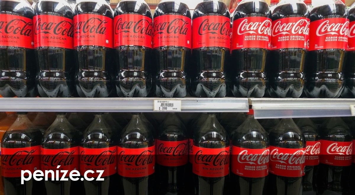 Coca-Cola se pře s řetězci o ceny. Z některých regálů v Německu mizí