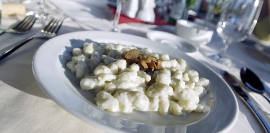 Slovensko: Milionáři, halušky a dálnice