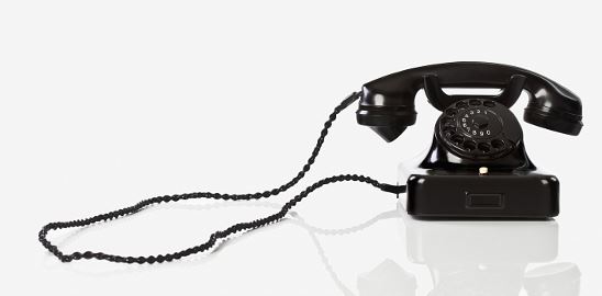 Akcie ani dlhopisy sa cez telefón nekupujú!
