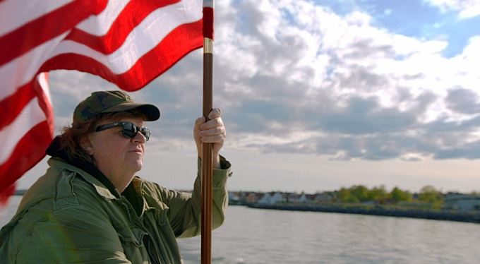 Michael Moore: Trump na podzim vyhraje