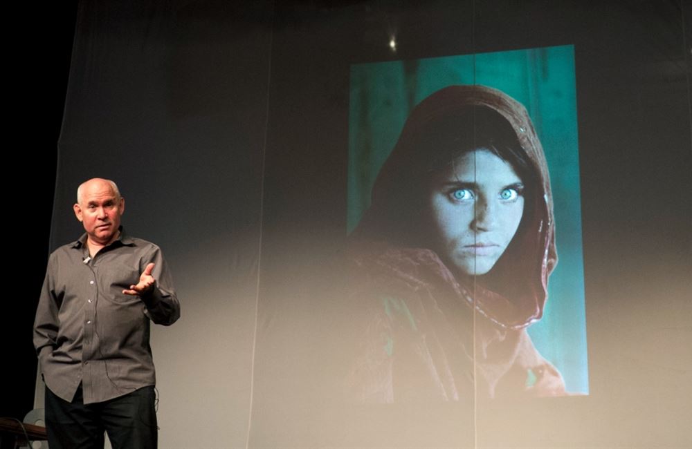 Afghan girl: když dokumentární fotka neříká (celou) pravdu