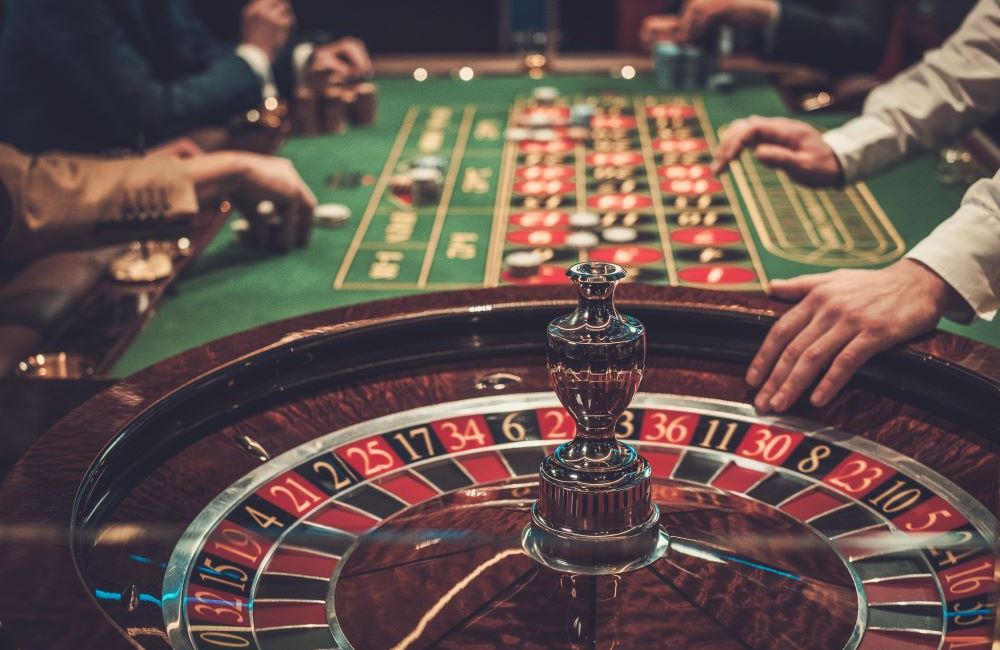Regulace hazardu nefunguje, lepší je hráče včas varovat, tvrdí Řehola
