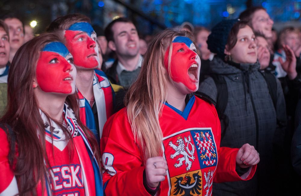 Pozitivní efekt hokejového šílenství: tržby obchodníků v Česku raketově vzrostly