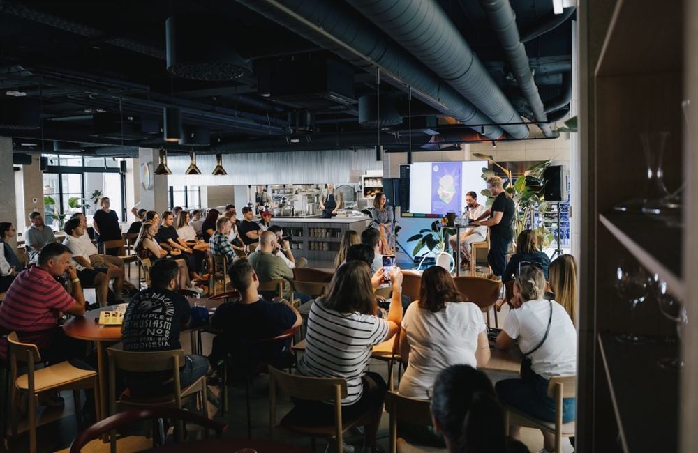 Food kritiku v digitálním věku prozkoumá třetí edice konference AlmaTalks