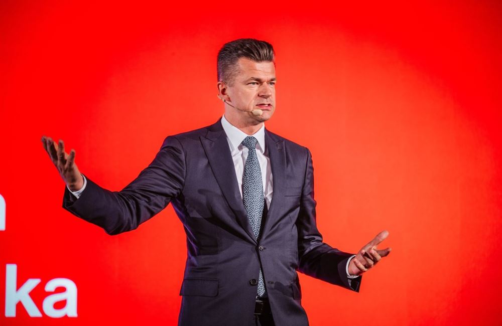 Stát přece neexistuje, to my vše platíme, říká miliardář Vohánka. Apeluje na etiku a slušnost