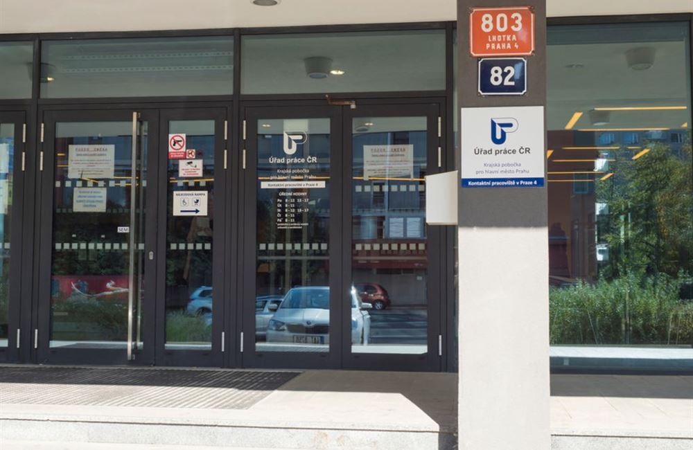 Nezaměstnanost v listopadu byla nejvyšší za osm let. A bude stoupat