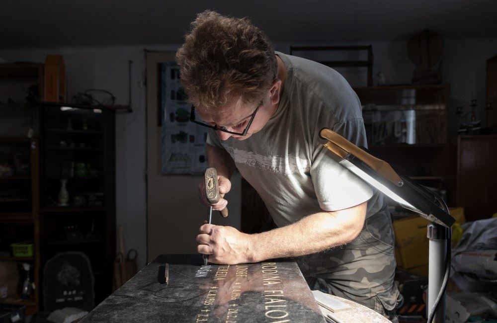 Kameník Richard Vondrášek