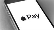 S Apple Pay už mohou platit i klienti Hello bank