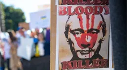 Budou Rusové ochotni jíst trávu? Putin na to nejspíš spoléhá