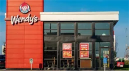 Další fastfoody v Česku. Obři posilují, přibude jim konkurence