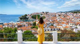 Jak se mění cestování po Evropě: Konec papíru, přísné zákazy i dražší lyžování