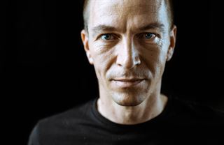 Ivan Bartoš v novém Finmagu