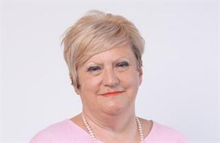 Lenka Mynářová, Nafigate Corporation