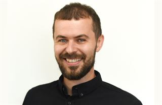 Adam Sogel, Expres menu