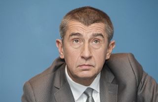 Silvio padl, Andrej povstal. Souvislost čistě náhodná?