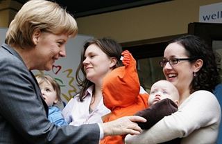 Podpora rodiny na německý způsob: konflikt sociálních inženýrů