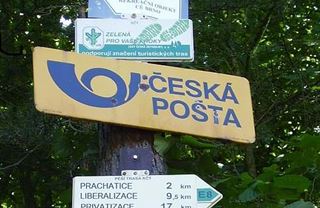 Anketa: Prodat Českou poštu?