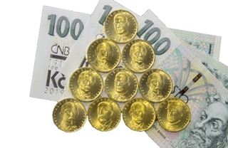 Sto let s korunou a deset bolestivých investorských zkušeností