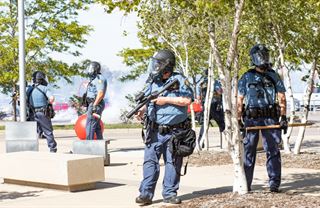 Floydova smrt ukazuje, jak v americké policii doznívá otrokářství