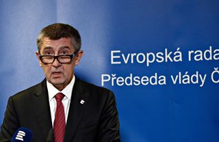 Babišův střet zájmů je jen třešničkou na dortu dotačních lumpáren