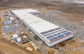 Gigafactory aneb Jak Babiš zabránil krádeži za bílého dne