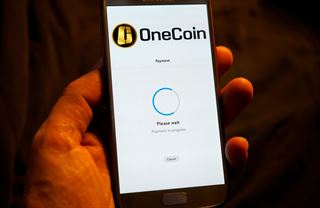 Nabízí vám tokeny a zářnou budoucnost? Xixoio připomíná podvodný OneCoin
